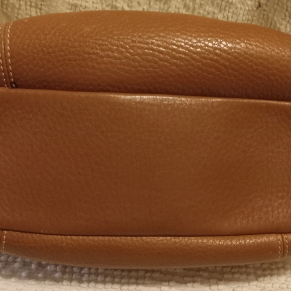 Dooney and Bourke bag. - Picture 4 of 6